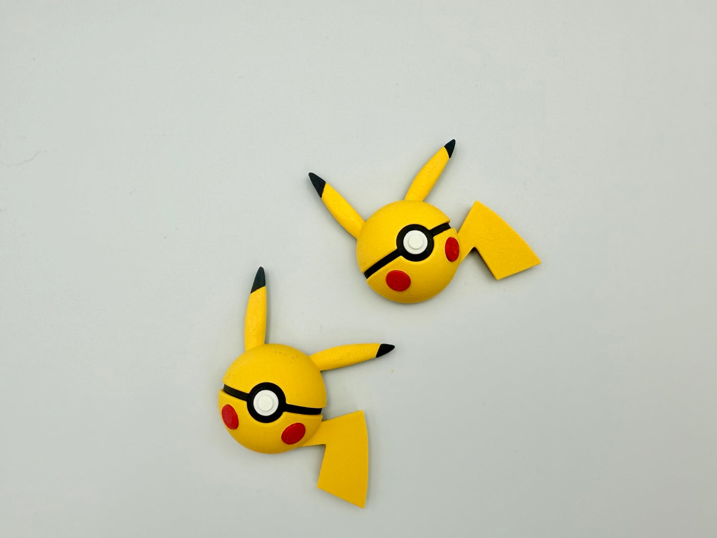 Pikachu Ball Magnet